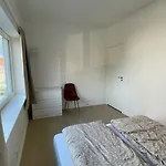 شقة Leiti House